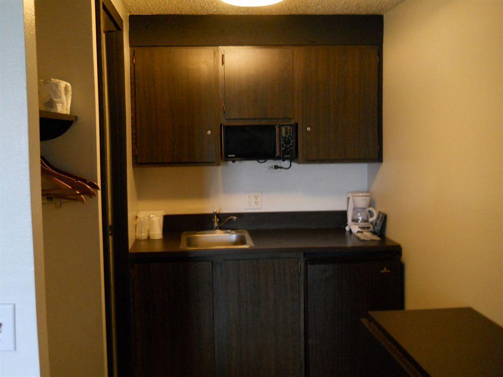 أوك كريك Value Inn Motel - Milwaukee Airport South المظهر الخارجي الصورة